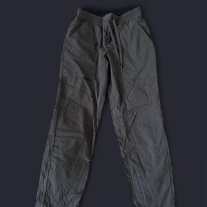 lululemon athletica Men's Charcoal Cargo Pants